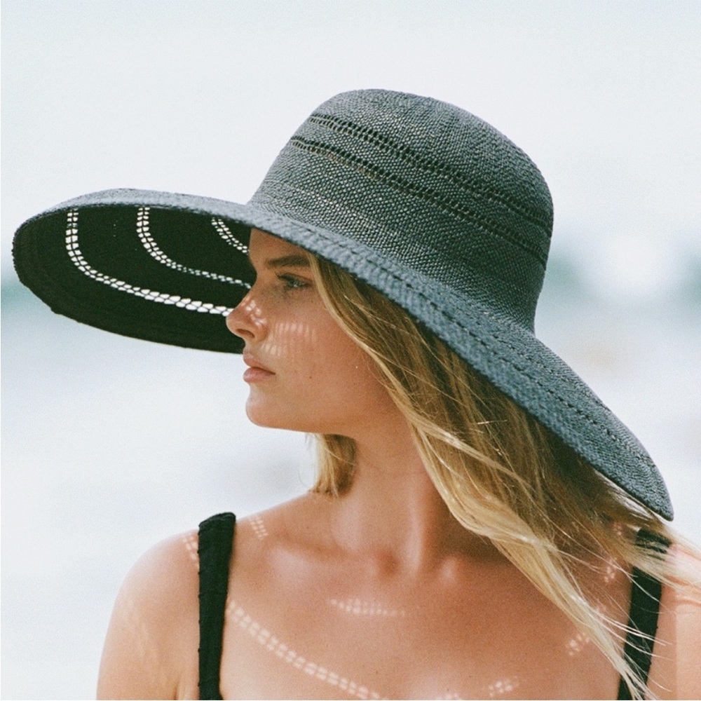 3162. FREE PEOPLE x Lack of Color Riviera Ultrawide Hat in Black Sz M NWT $159